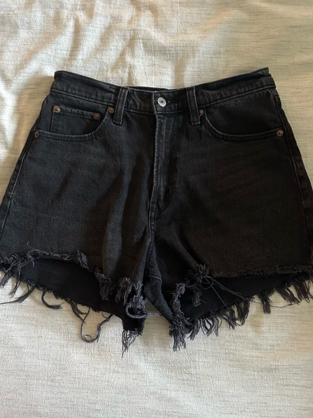 Abercrombie 90’s Relaxed Cutoff Jean Short
